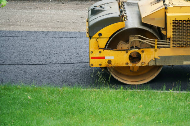Best Driveway Paving Contractor  in Great Falls Crossing, VA